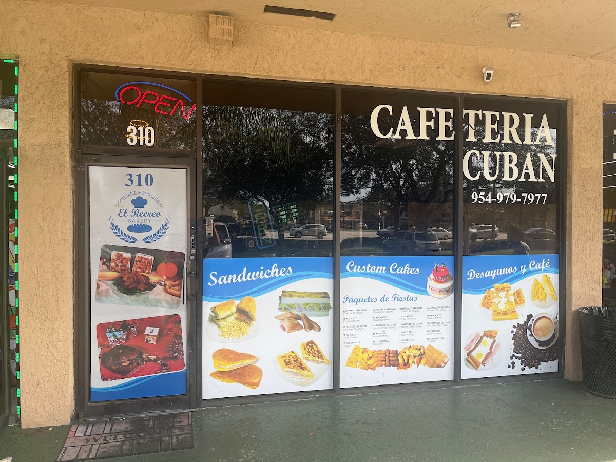El Recreo Bakery